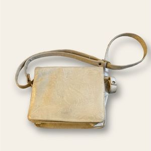 Vintage beige shoulder bag